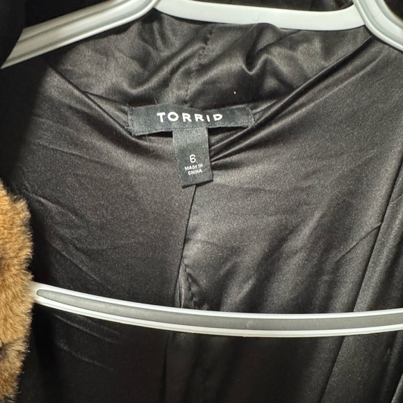 Cheetah Jacket - Picture 2 of 2